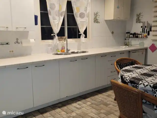 Casa Elly en Aruba, Paradera, Paradera - casa vacacional cocina