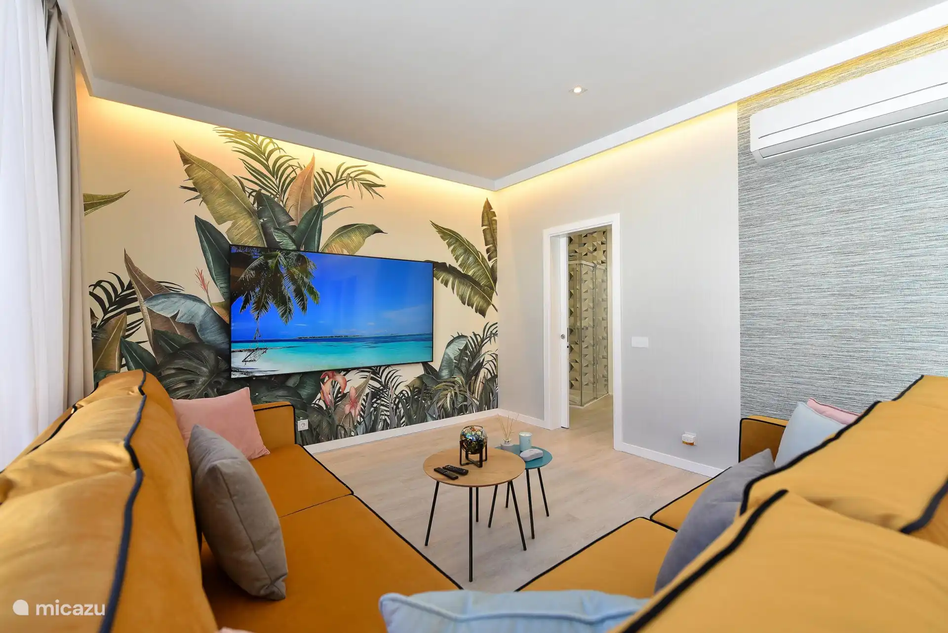 Salon, joliment décoré