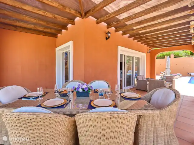 Location de Vacances Espagne, Costa Blanca, Busot, villa - Casa Solera Service de dîner de luxe pour taffetas romantique