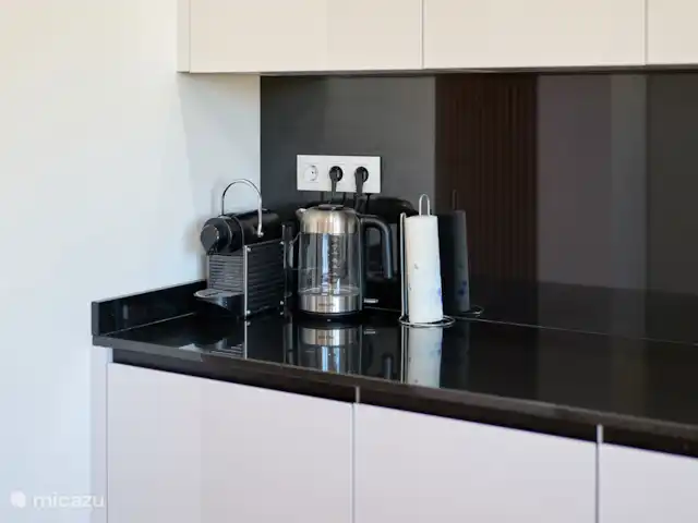 Location de Vacances Espagne, Costa Blanca, Busot, villa - Casa Solera Machine Nespresso, ébullition d’eau et presse à orange
