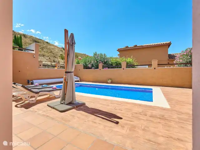 Location de Vacances Espagne, Costa Blanca, Busot, villa - Casa Solera Piscine en option avec chauffage inclus dans les livres