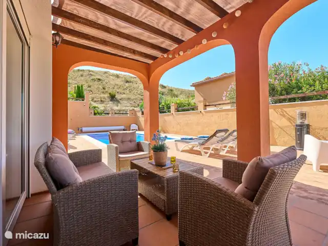 Location de Vacances Espagne, Costa Blanca, Busot, villa - Casa Solera Salon sur la véranda