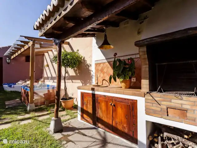 Casa Carlota | Espagne, La Palma, Brena Baja - maison de vacances Barbecue et évier à l’extérieur
