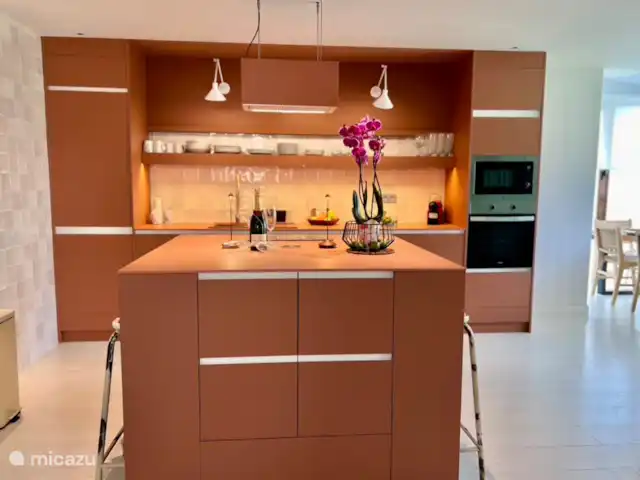 vakantiehuis huren in Spanje, Tenerife, San Miguel de Abona – Villa Estella Golf De open keuken is van alle gemakken voorzien