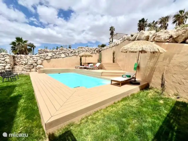 vakantiehuis huren in Spanje, Tenerife, San Miguel de Abona – Villa Estella Golf Het fijne privé zwembad met ligbedden