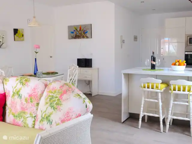 Casa Mar Vista | Espagne, Tenerife, Adeje - maison de vacances Le salon cosy avec cuisine ouverte