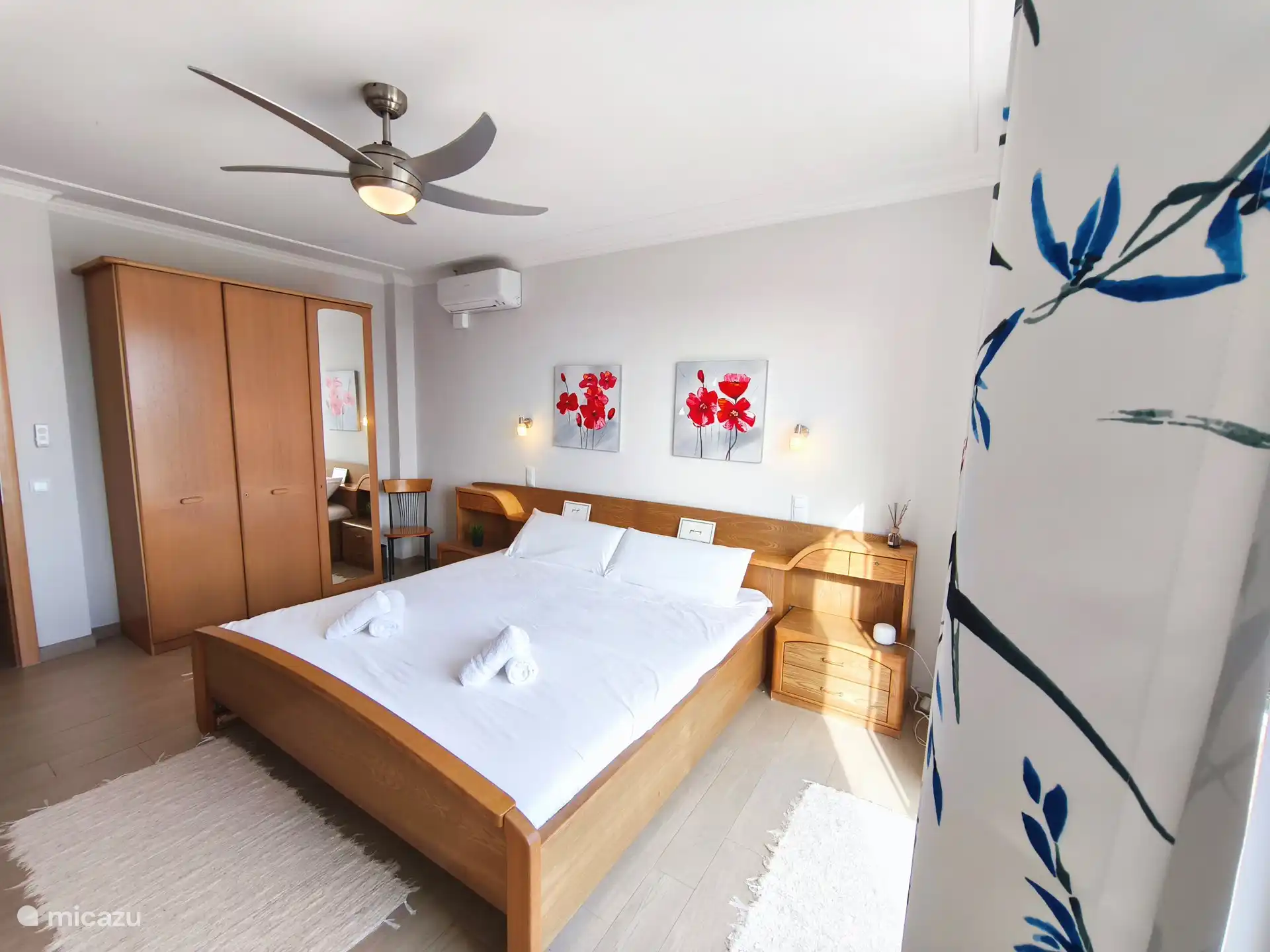 Tout comme les autres, avec un lit de 2,00 x 2,00