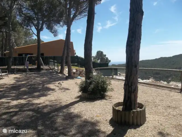 Villa Begur en España, Costa Brava, Begur - villa Disfruta de la hermosa vista en el jardín superior bajo los árboles