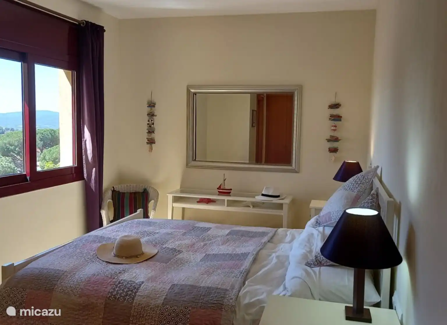 Schlafzimmer mit eigenem Bad