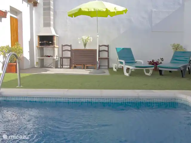 Casa Sofia | Espagne, Tenerife, Las Vegas - maison de vacances Il y a aussi des transats et un barbecue avec table à manger et chaises