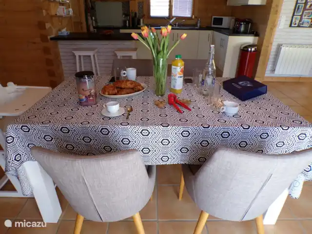 Micolline | France, Lot, Souillac - maison de vacances La table à manger