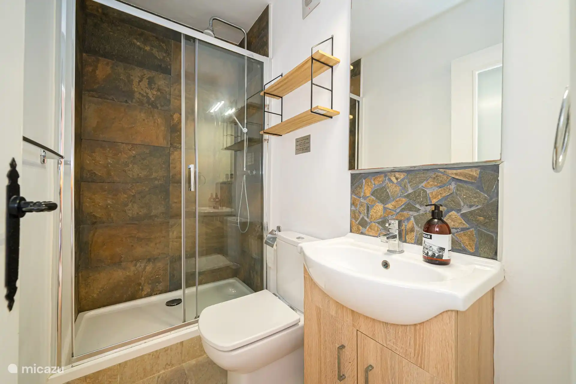 Duschbad in der Wohnung