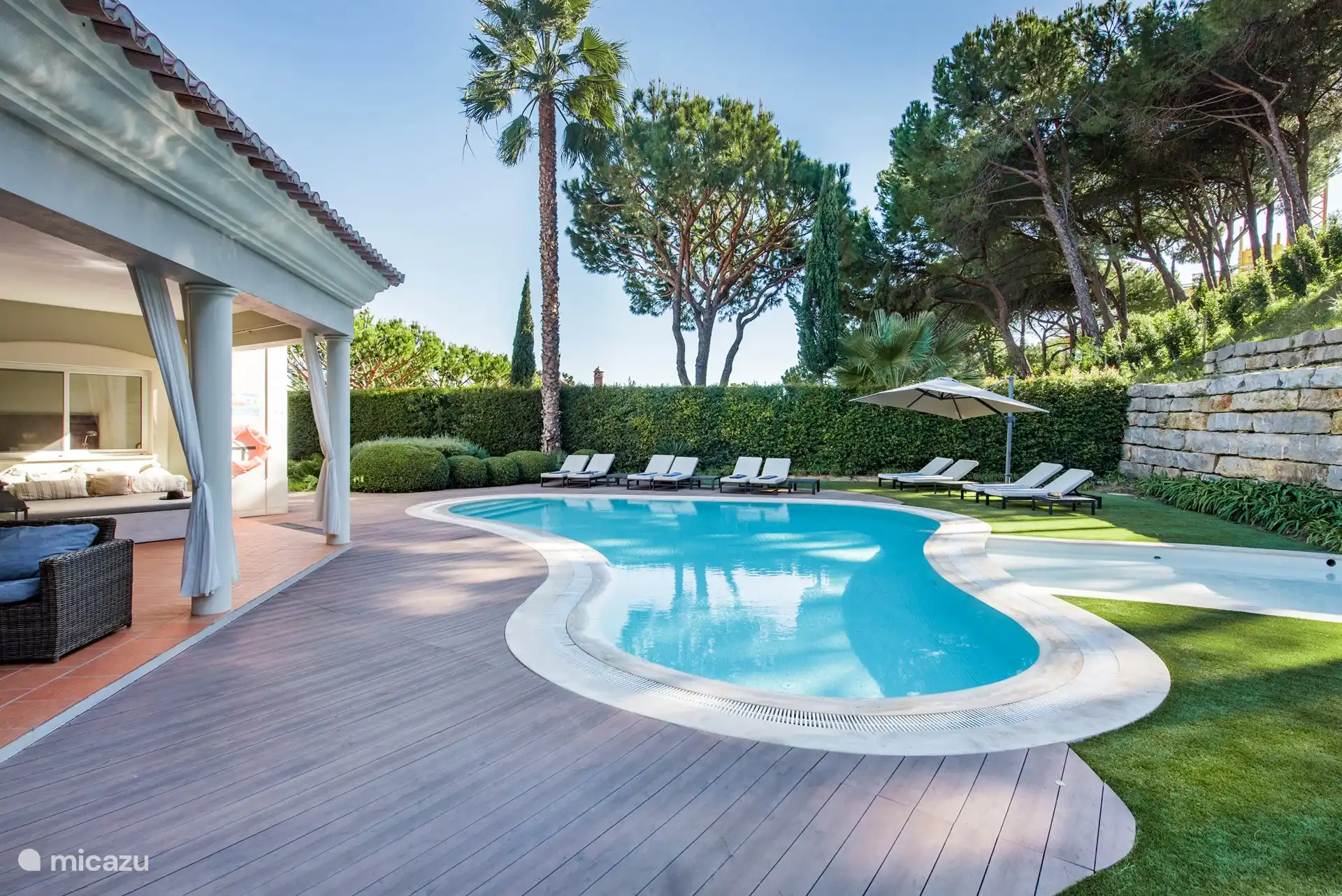 Jardin avec coin salon