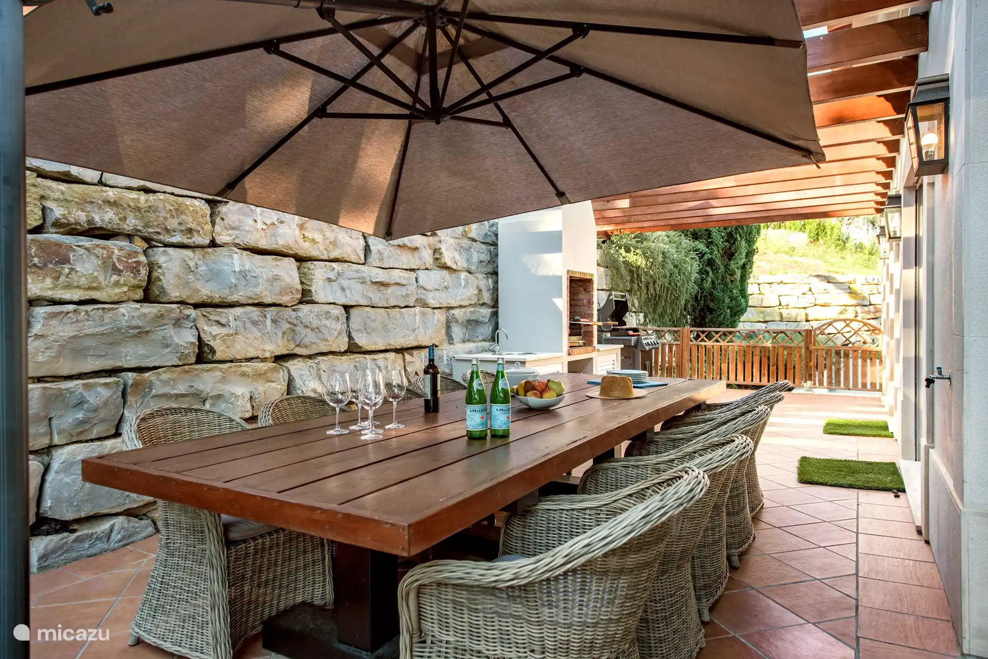 Table &#224; manger d’ext&#233;rieur