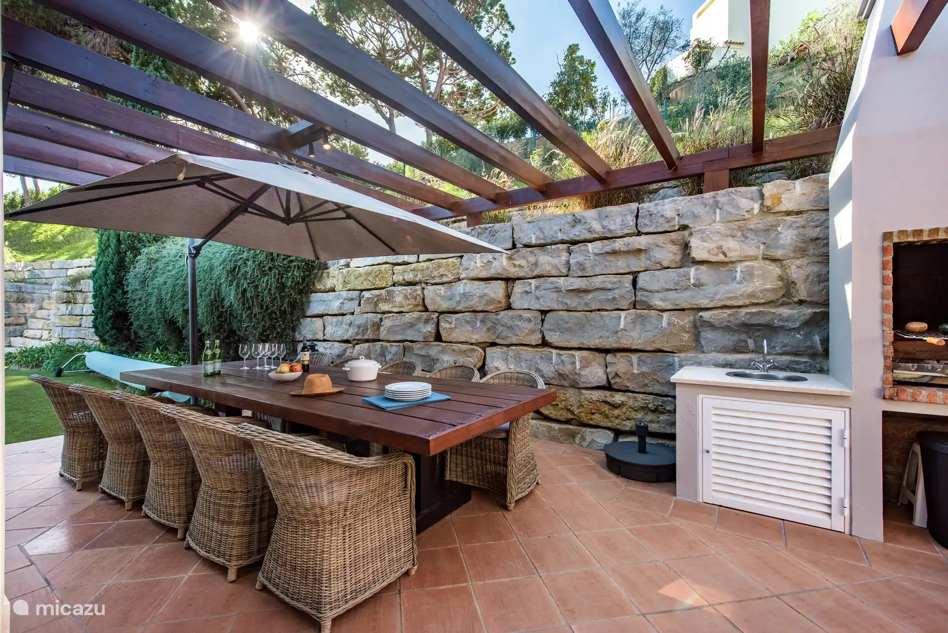 Table &#224; manger d’ext&#233;rieur