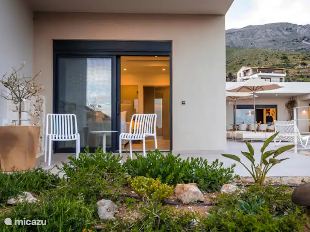 Villa Elysian huren in Griekenland, Kreta, Mariou - villa Terrasje van de 4de slaapkamer (studio)