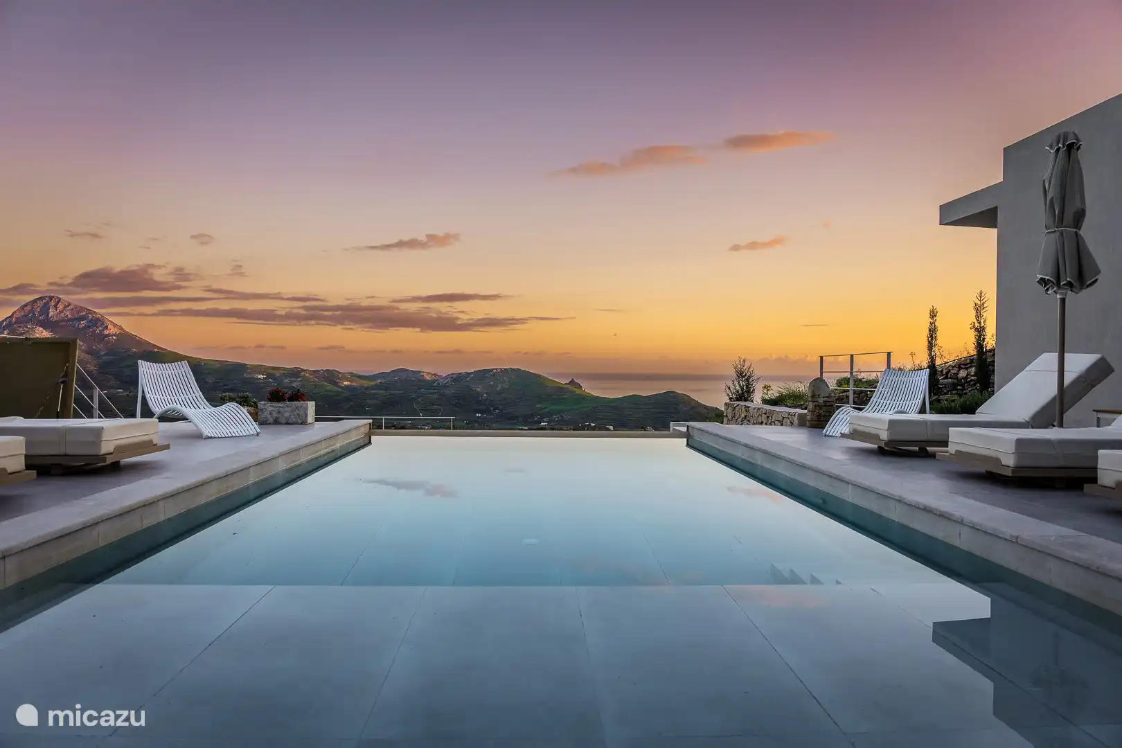 Genießen Sie einen wunderschönen Sonnenuntergang