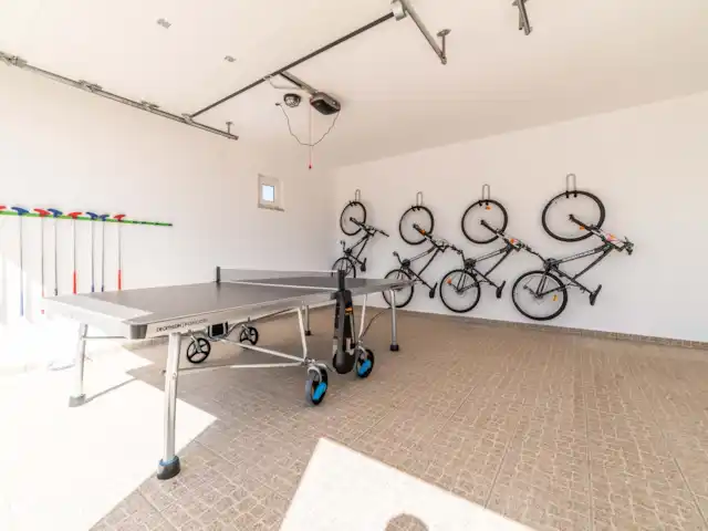 Casa Felizardo huren in Portugal, Beja, Beja - villa Garage met tafeltennistafel en fietsen