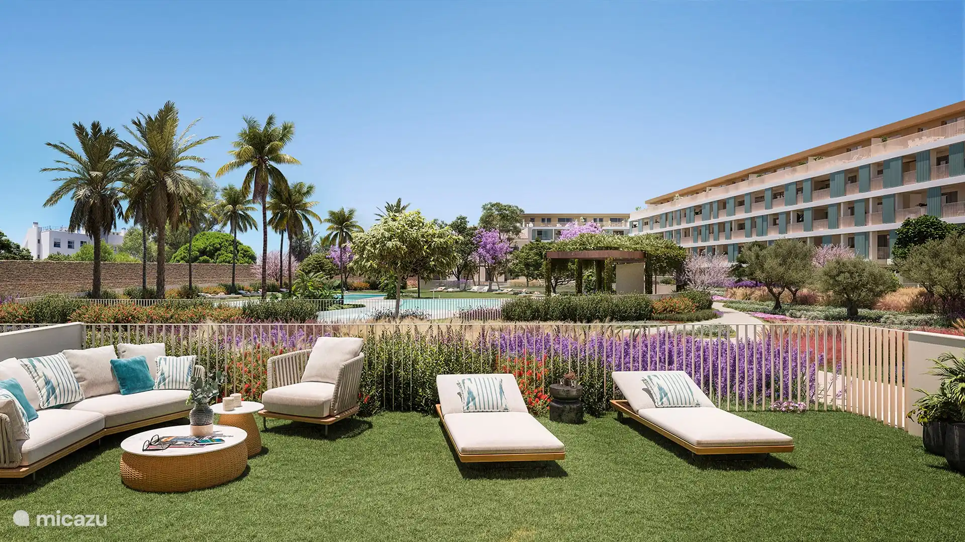 Gemeenschappelijke tuin met (kinder)zwembad.