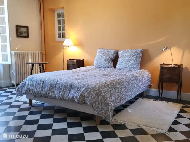 Lafousalle en Francia, Lot, Gourdon - casa de campo / castillo El dormitorio