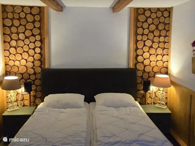 Chalet Murmel huren in Oostenrijk, Karinthië, Grosskirchheim - vakantiehuis De decoratie met bloemen is door Kirsty zelf gemaakt