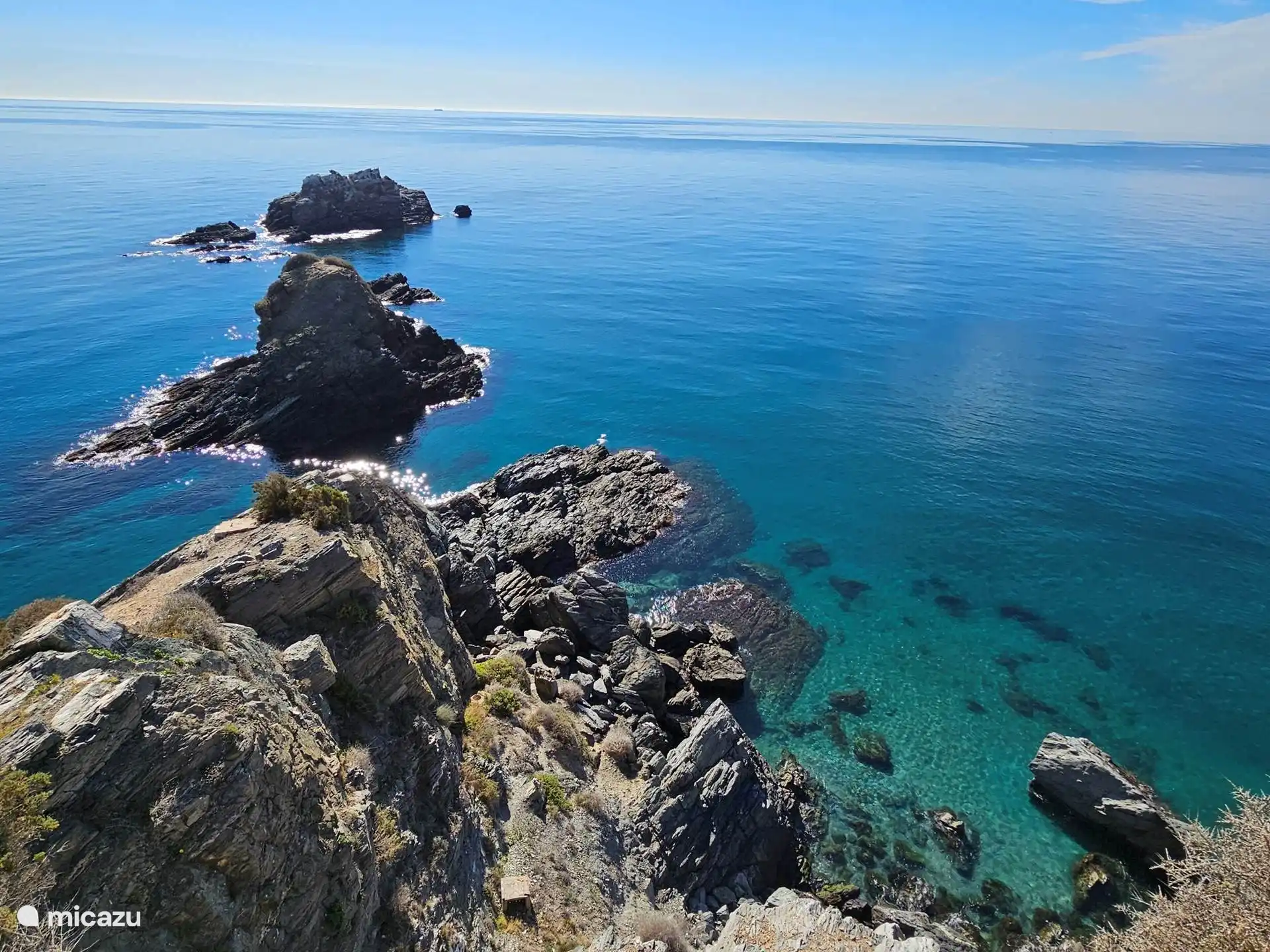 Jasper van Tongeren - Take a holiday in Spain