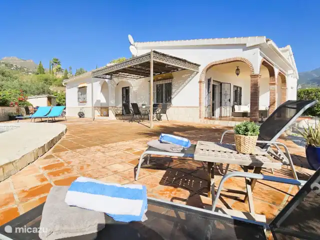 Casa Vista en España, Andalucía, Alcaucín - villa Terraza