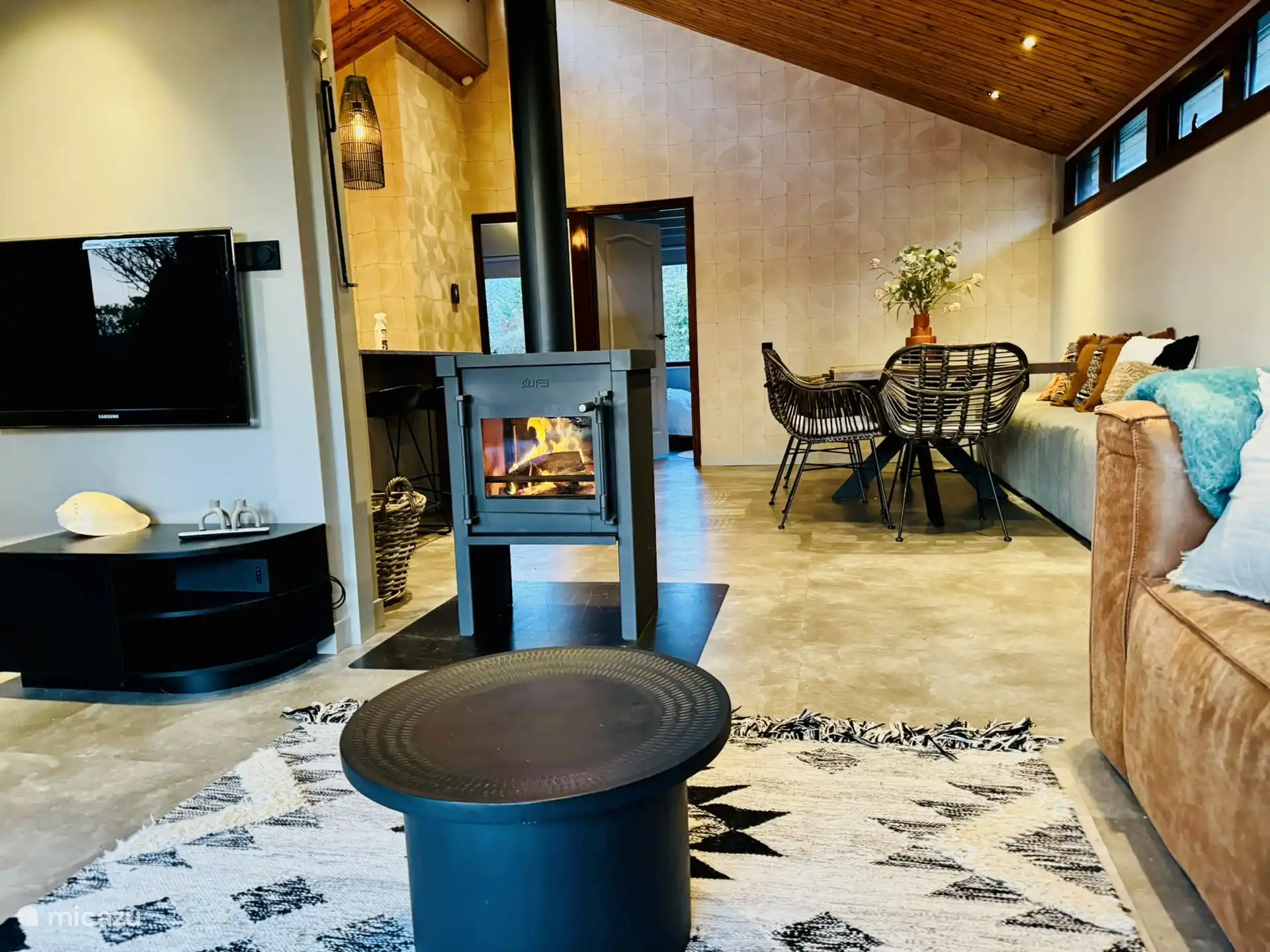 Dünen-Lagune in Niederlande, Nordholland, Egmond aan den Hoef - bungalow