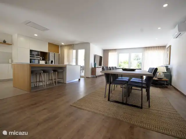 Villa Nala en Portugal, Costa Verde, Ponte De Lima - villa Sala de estar con comedor