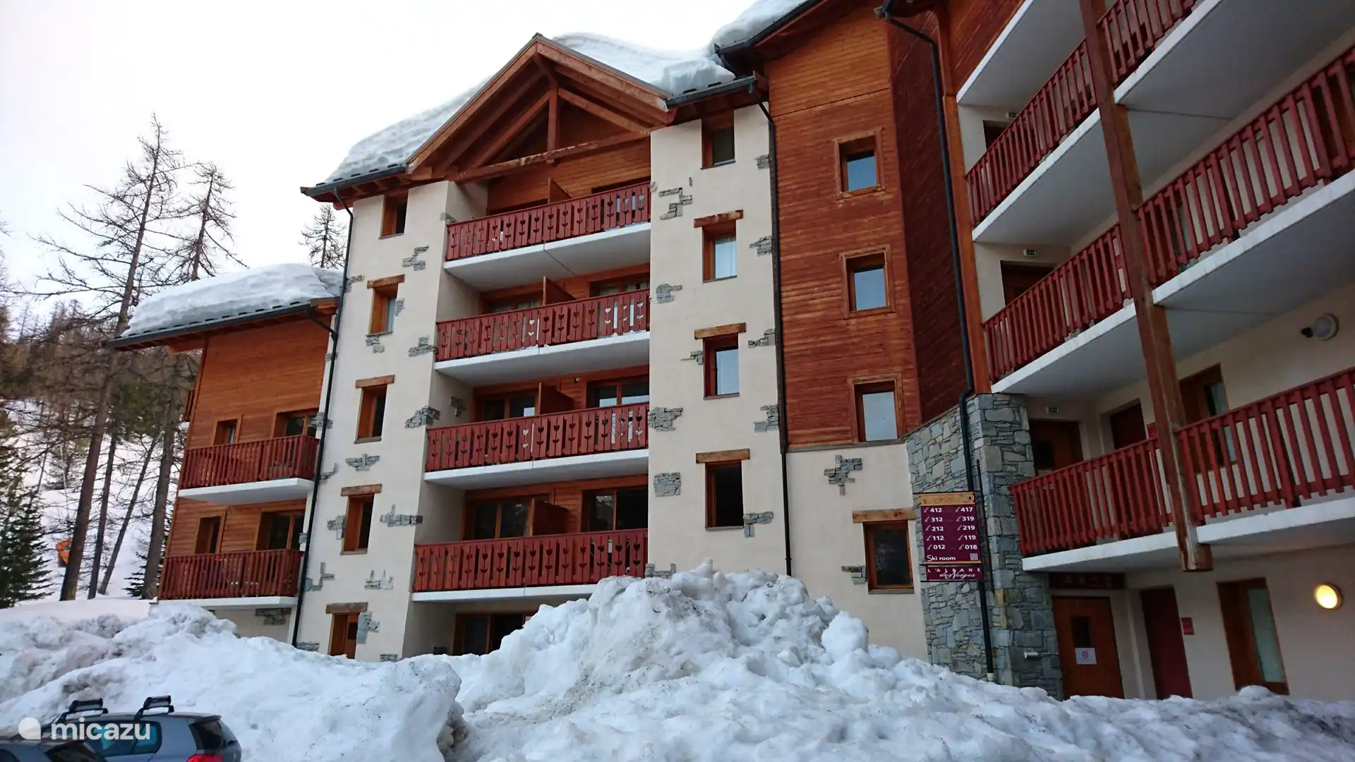Albanien: Ski, Sonne und Pool: 1900+m in Frankreich, Hautes-Alpes, Vars - Appartement