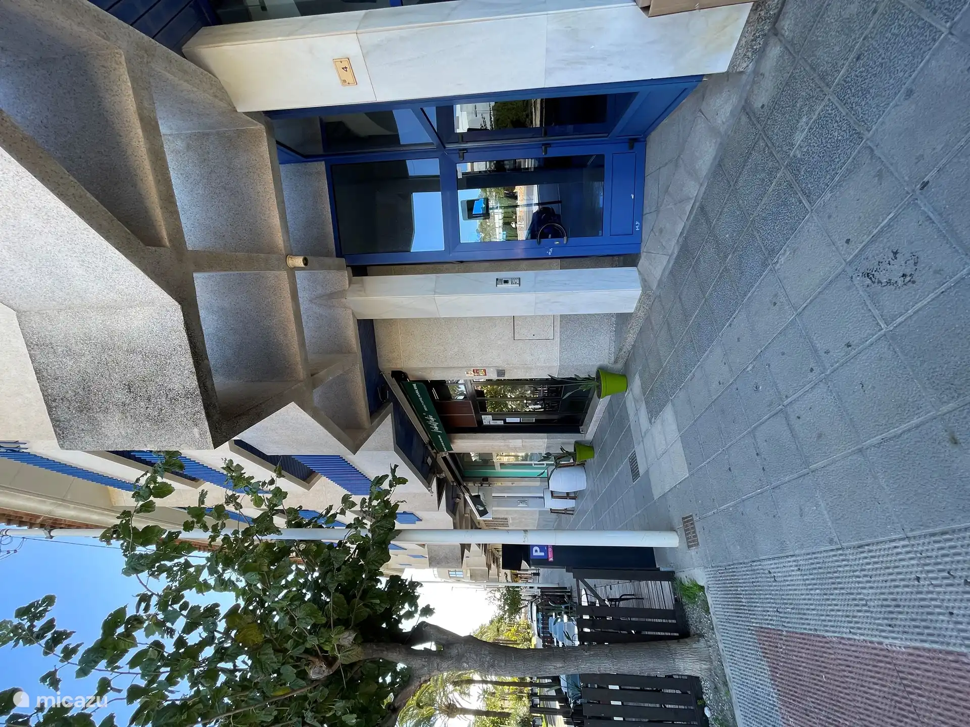 Eingang zur Wohnung. 