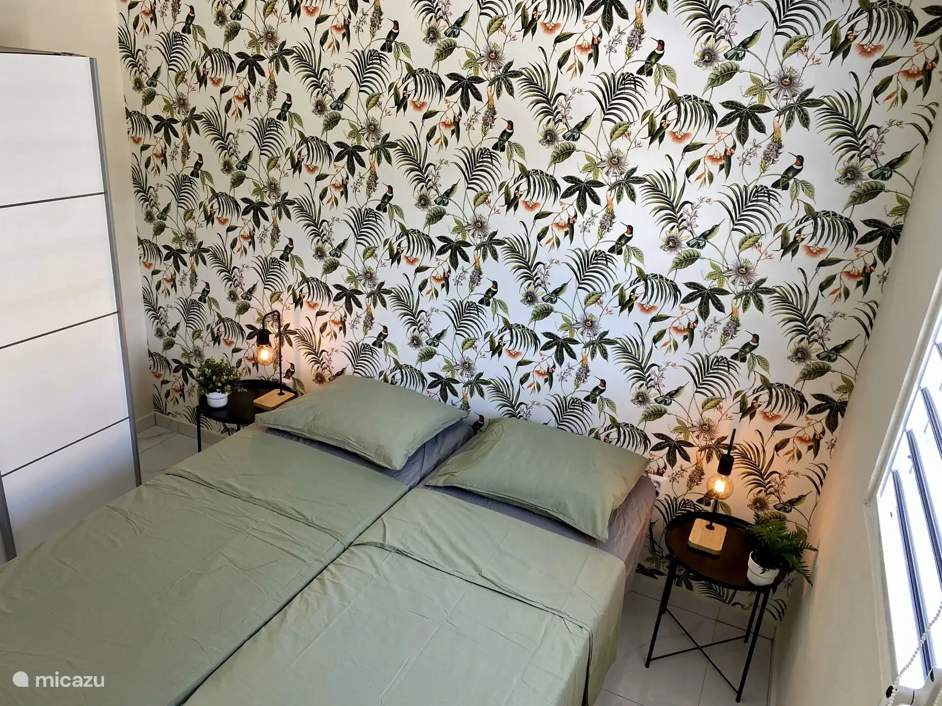 Chambre 2 avec placard spacieux