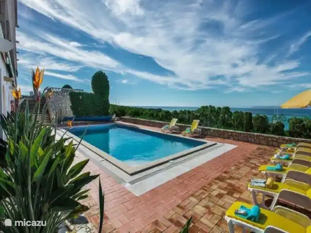 Palacio Ferragudo huren in Portugal, Algarve, Ferragudo - villa Zwembad met ligstoelen