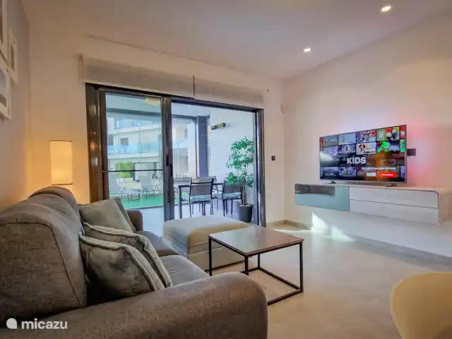 appartement huren in Spanje, Costa Blanca, Guardamar del Segura – Oasis Beach Appartement - Casa Titz Woonkamer en wintertuin