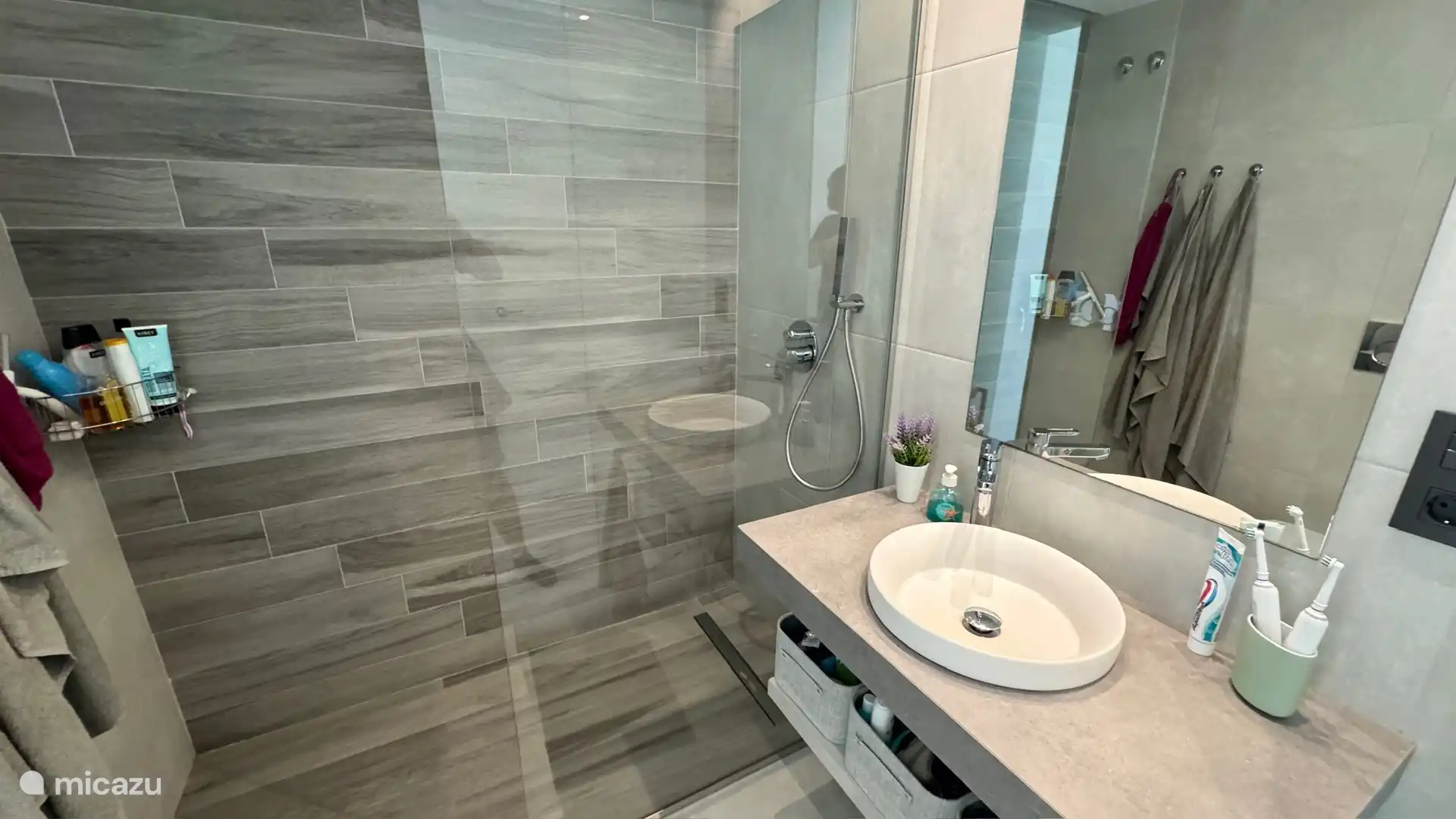 Deuxième salle de bain