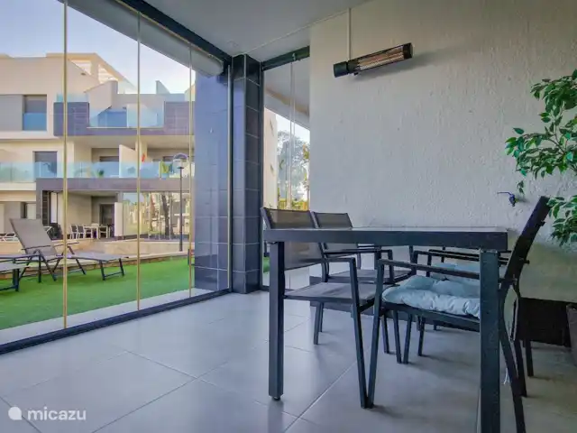 appartement huren in Spanje, Costa Blanca, Guardamar del Segura – Oasis Beach Appartement - Casa Titz De tuin van de winter