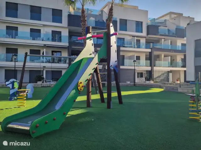 appartement huren in Spanje, Costa Blanca, Guardamar del Segura – Oasis Beach Appartement - Casa Titz Speelplaats