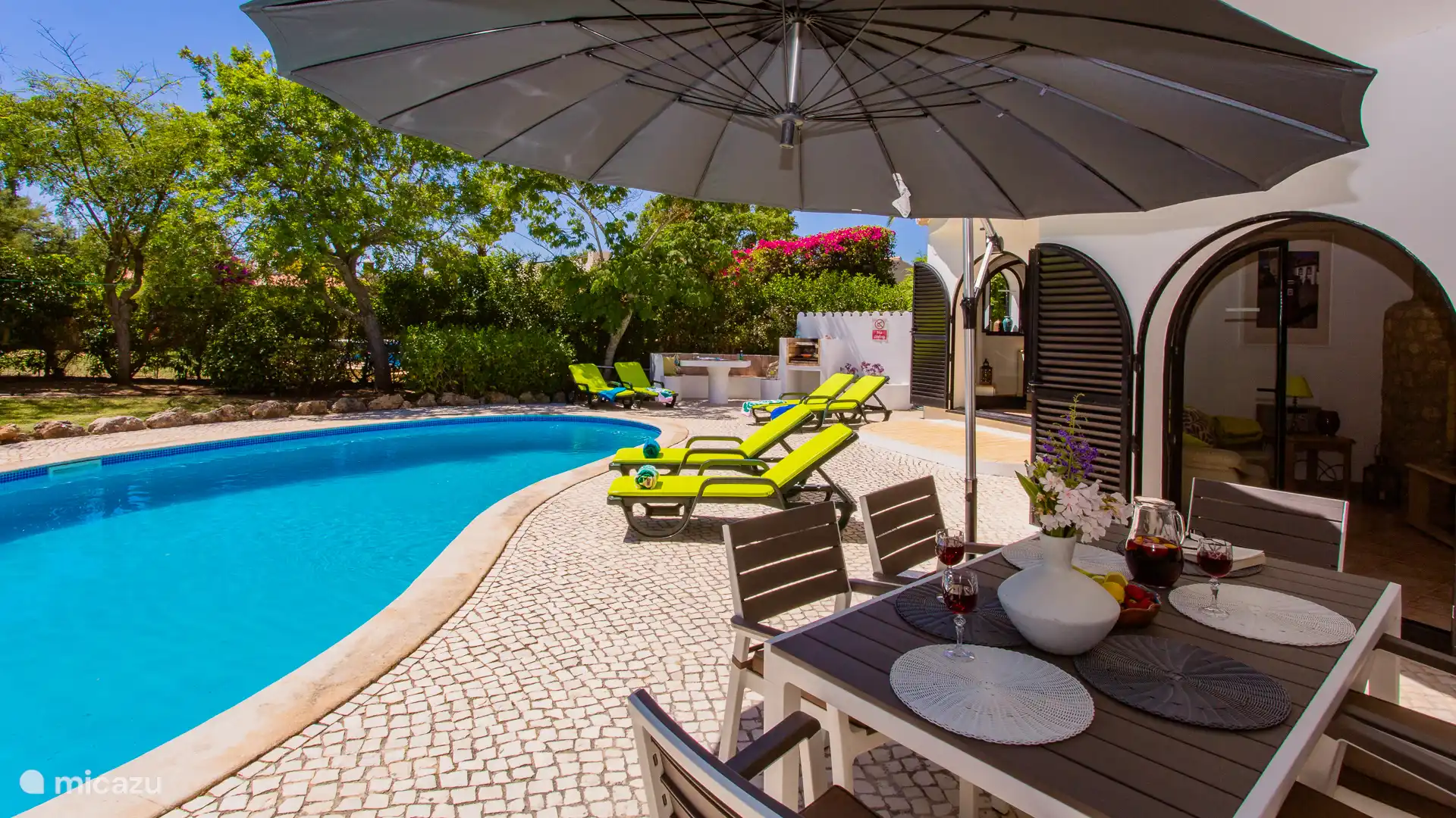 Cabeca de Pias in Portugal, Algarve, Carvoeiro - Villa