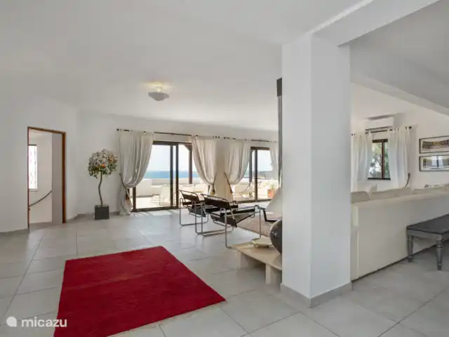 Pilar en Portugal, Algarve, Albufeira - villa