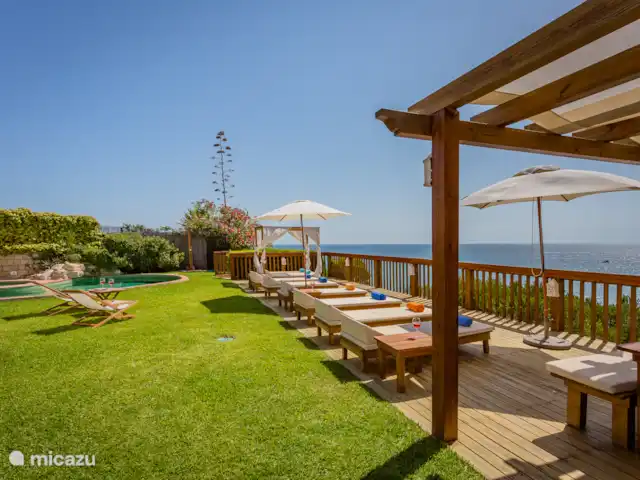 Pilar en Portugal, Algarve, Albufeira - villa