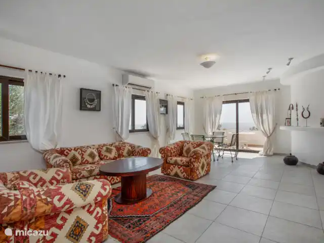 Pilar en Portugal, Algarve, Albufeira - villa