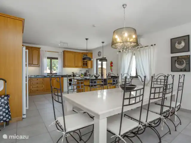 Pilar en Portugal, Algarve, Albufeira - villa