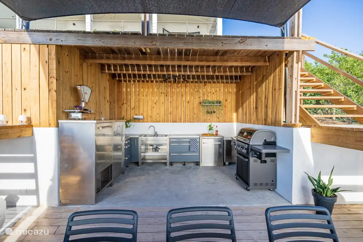 Außenküche im Erdgeschoss