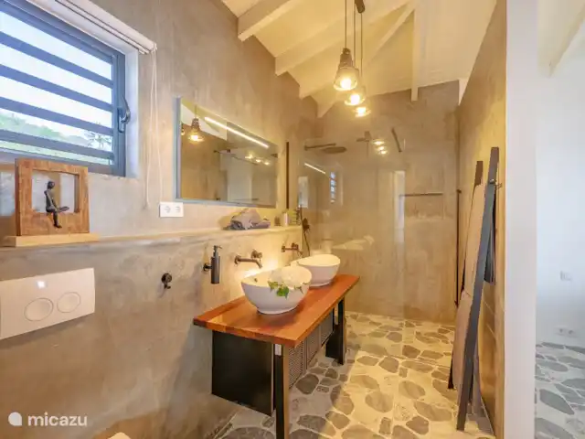 Votre propre station balnéaire privée CasAbao | Curaçao, Banda Abou (ouest), Cas Abao - villa Salle de bain attenante appartenant à la chambre 1