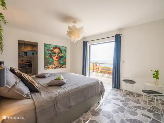 Votre propre station balnéaire privée CasAbao | Curaçao, Banda Abou (ouest), Cas Abao - villa Chambre 4 avec lit double king-size de 180 cm et 3 dressings et salle de bain privative