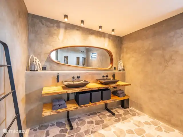 Votre propre station balnéaire privée CasAbao | Curaçao, Banda Abou (ouest), Cas Abao - villa Salle de bain attenante appartenant à la chambre 4