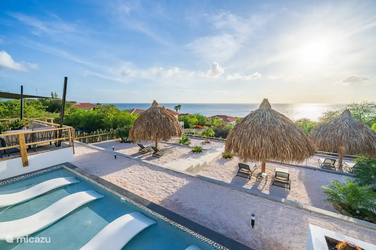 Mit Blick auf die Valentinstagsbucht