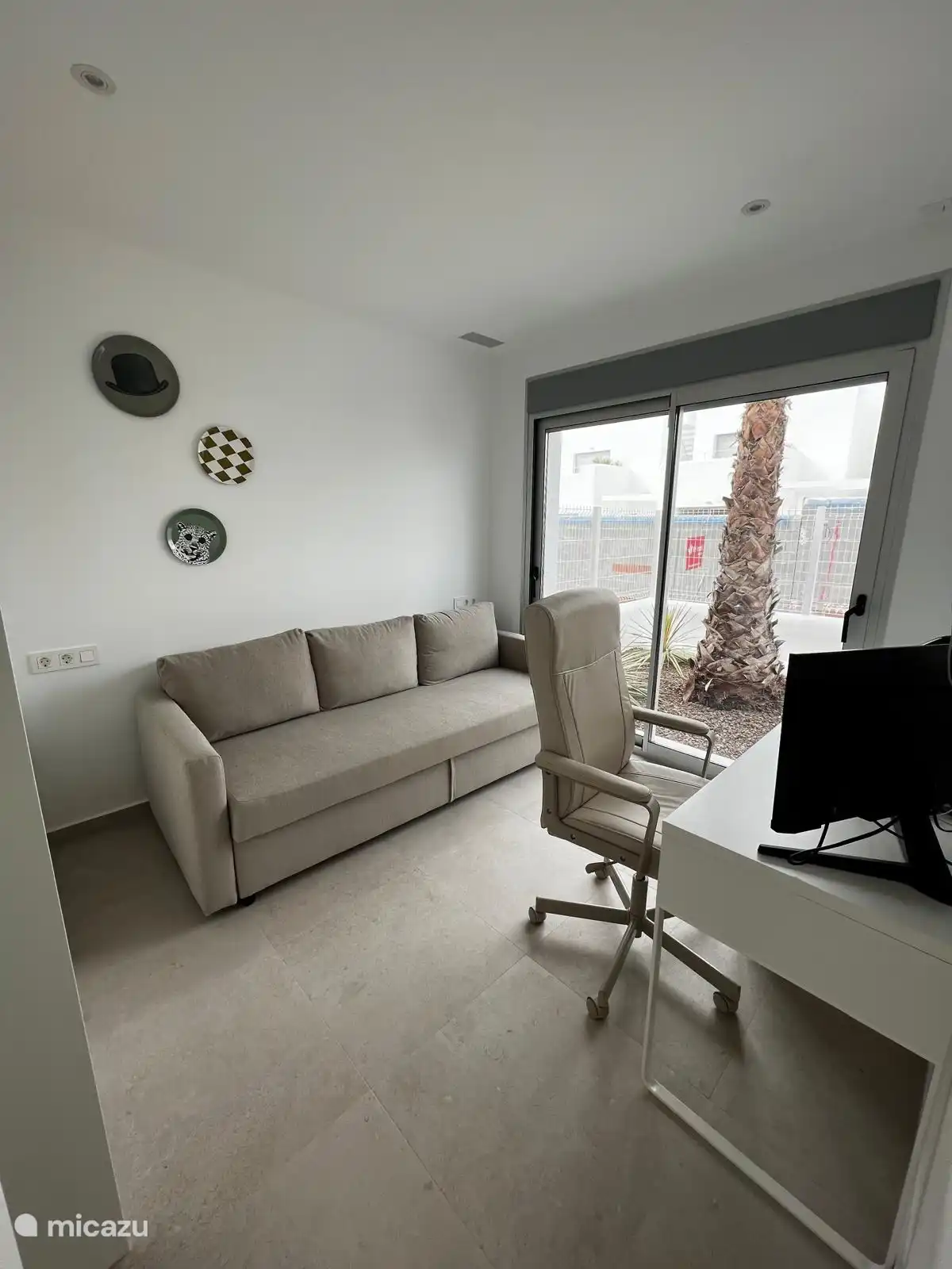 Werk kamer / 3e Slaapkamer met slaapbank