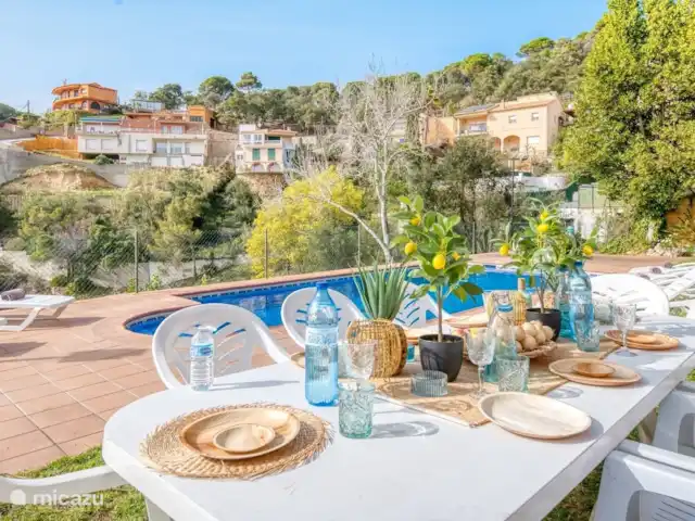 CostaCabana - Villa Marysol en España, Costa Brava, Lloret de Mar - villa Casa de vacaciones independiente con piscina privada grande y vistas al mar