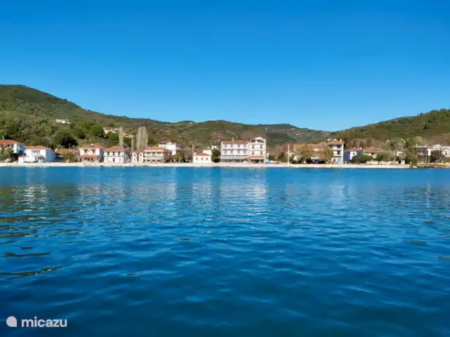 Location de Vacances Grèce, Pelion, Platania, pension / maison d’hôtes / chambre privée - Villa Katerina - Agamemnon  Village de Platanias